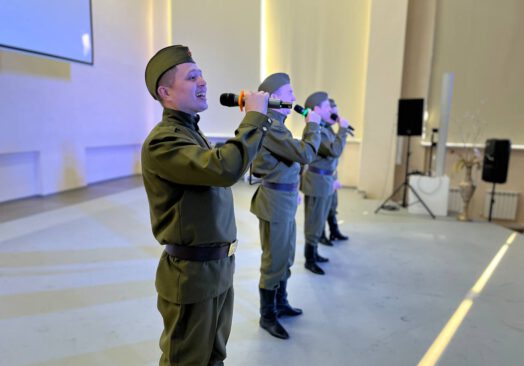 Чувашский госансамбль песни и танца представил новую программу «Подвиг и слава едины»